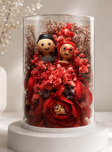 COUPLE FIGURINES [$51 / ₱899]